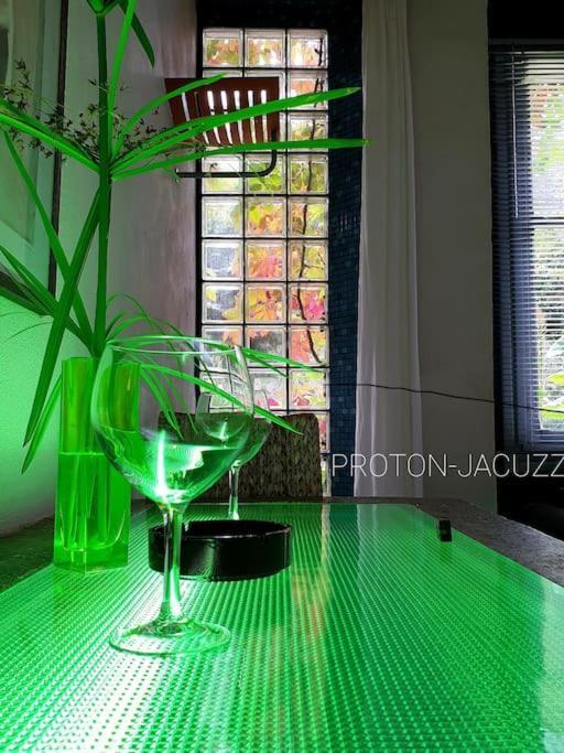 Zentral Club Apartamento Proton-Jacuzzi Belmonte De Miranda Luaran gambar