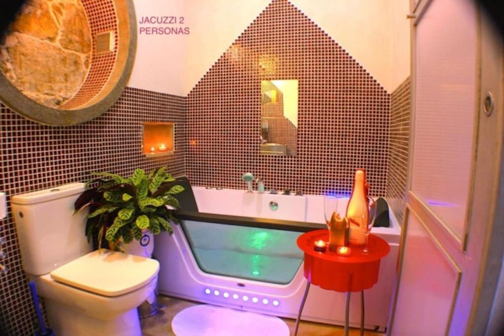 Zentral Club Apartamento Proton-Jacuzzi Belmonte De Miranda Luaran gambar